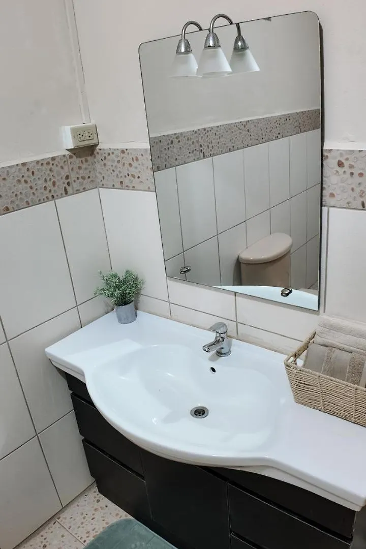 Hidden Treasures Bed & Breakfast サンフェルナンド